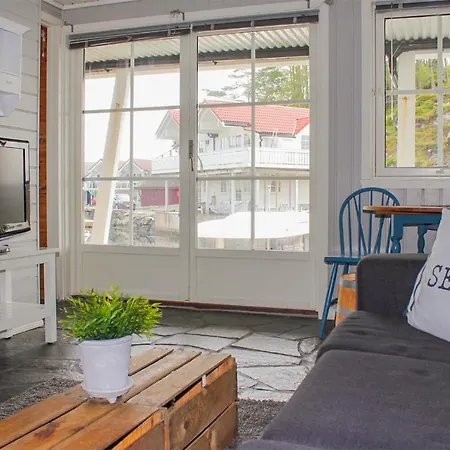 Amazing In W/ Wifi And 3 Bedrooms Bekkjarvik