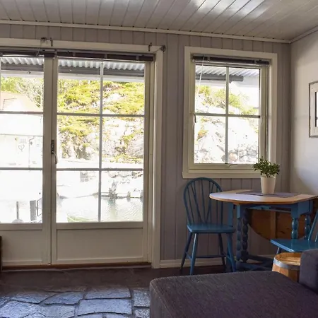 Amazing In W/ Wifi And 3 Bedrooms Σπίτι διακοπών Bekkjarvik